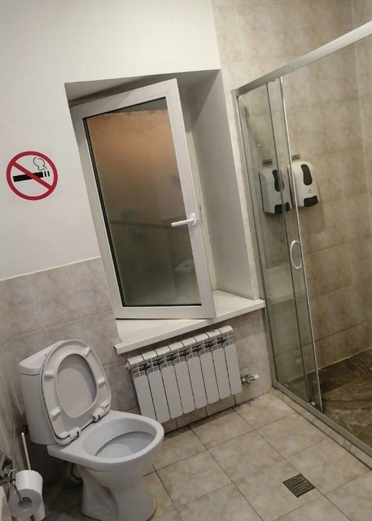 Аренда торгового помещения Административное здание 