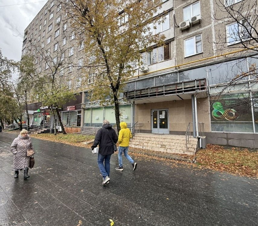 Аренда торгового помещения Жилое здание