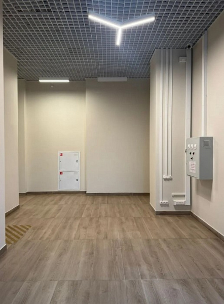 Продажа торгового помещения Жилое здание 