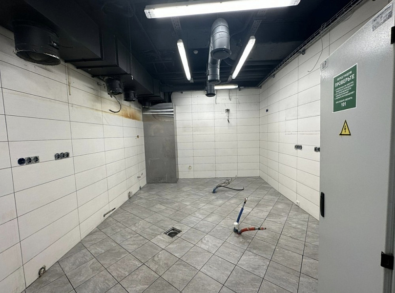 Аренда торгового помещения Бизнес-центр «Башня на набережной»