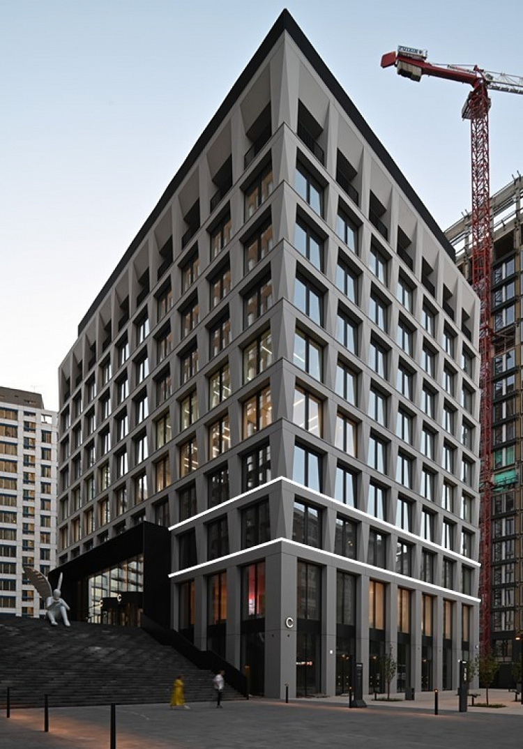 Арендный бизнес БЦ STONE TOWERS