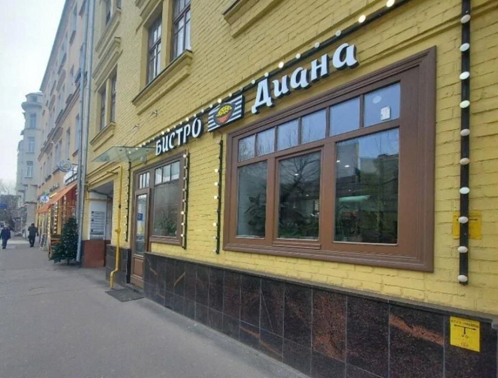 Аренда торгового помещения Административное здание 