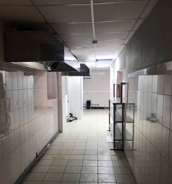 Аренда торгового помещения Бизнес-центр «Салют»