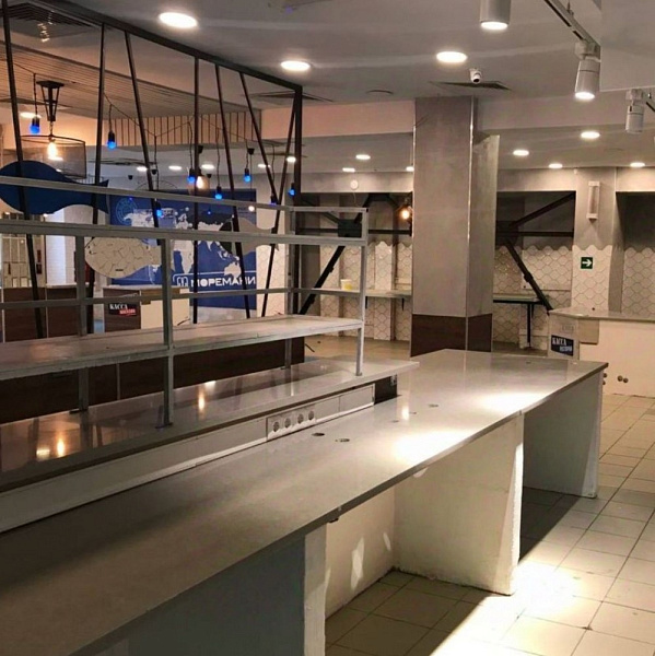 Аренда торгового помещения Бизнес-центр «Салют»