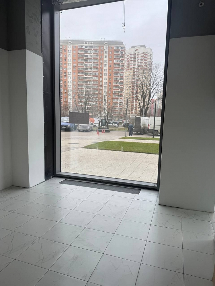 Аренда торгового помещения Level Мичуринский