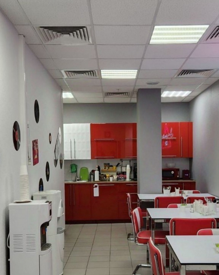 Аренда офиса Торгово-офисный центр «Снежная 26»