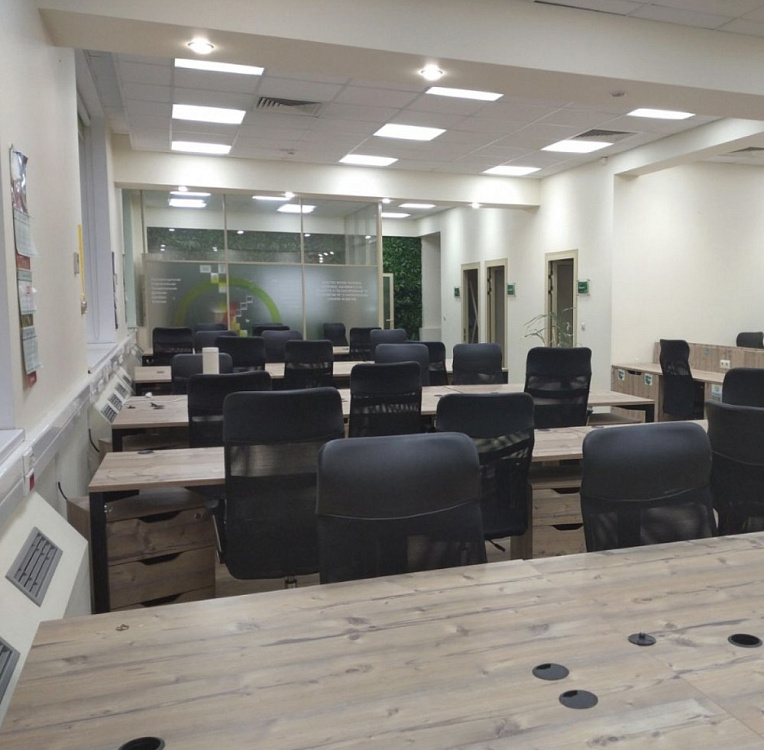 Аренда офиса Бизнес-центр «Салют»