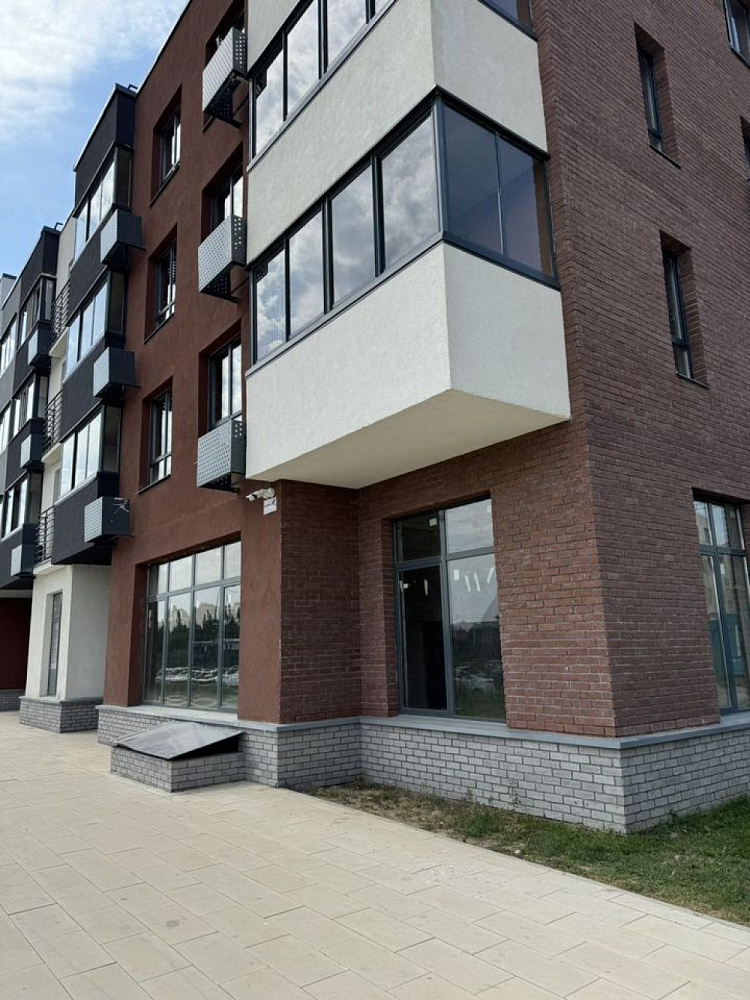Продажа торгового помещения ЖК 