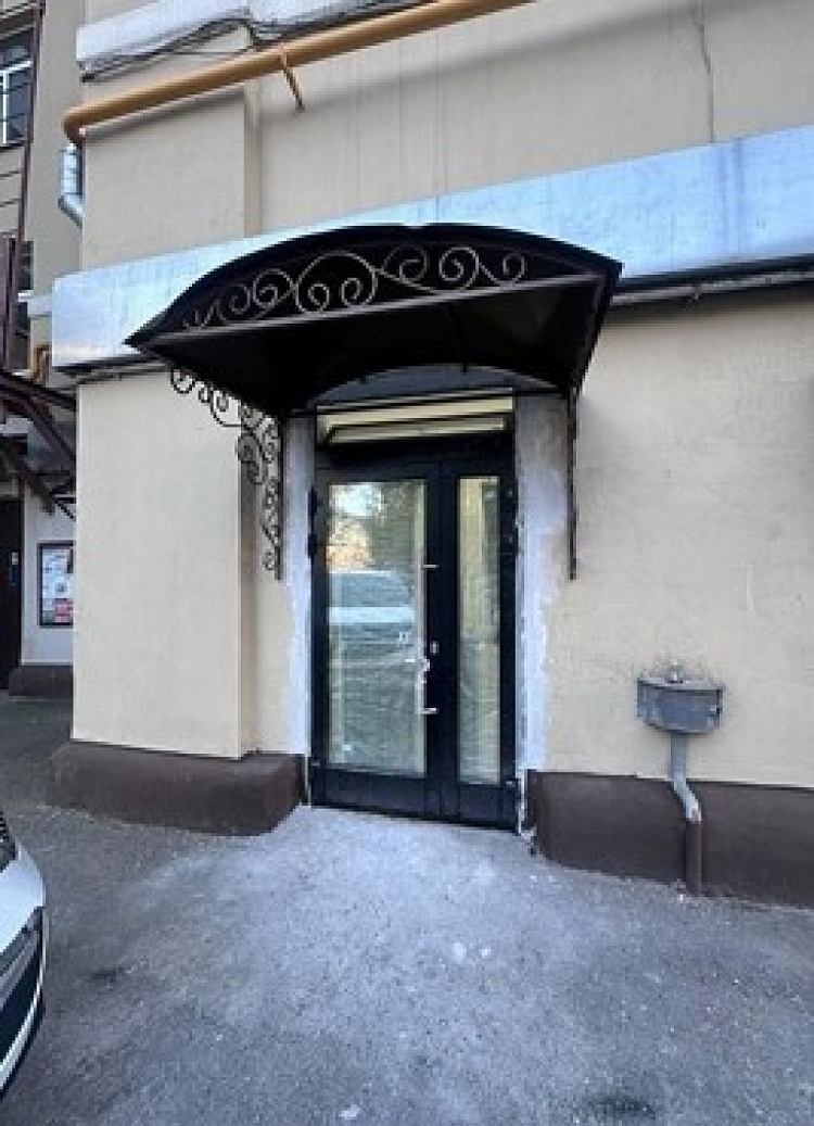 Продажа торгового помещения Жилое здание «Житная 10»