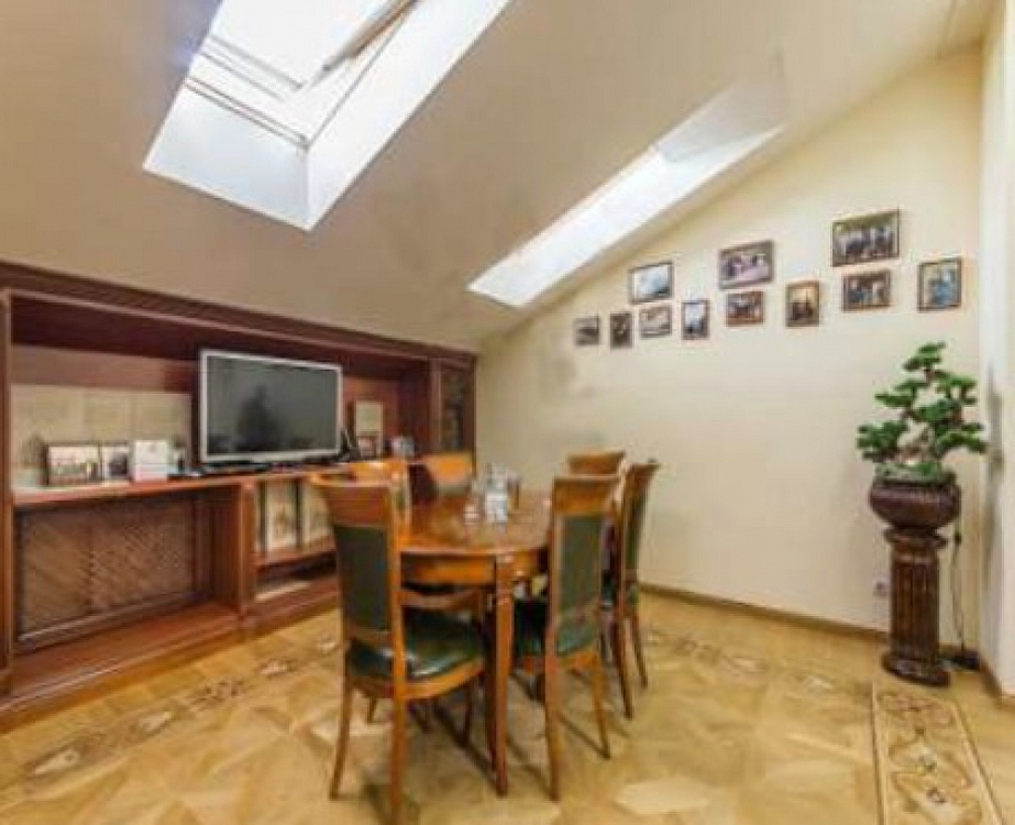 Продажа офиса Малый Татарский переулок, 3