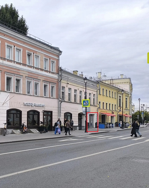 Аренда торгового помещения Жилое здание 
