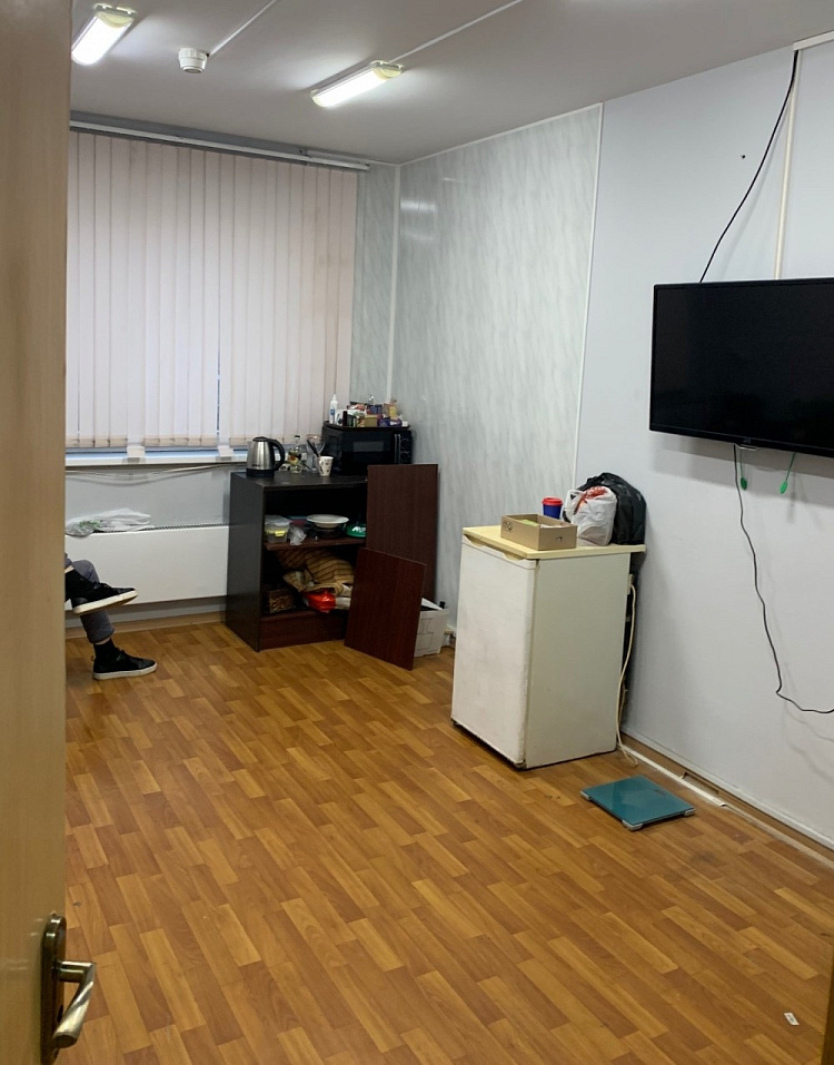 Аренда торгового помещения Жилое здание 