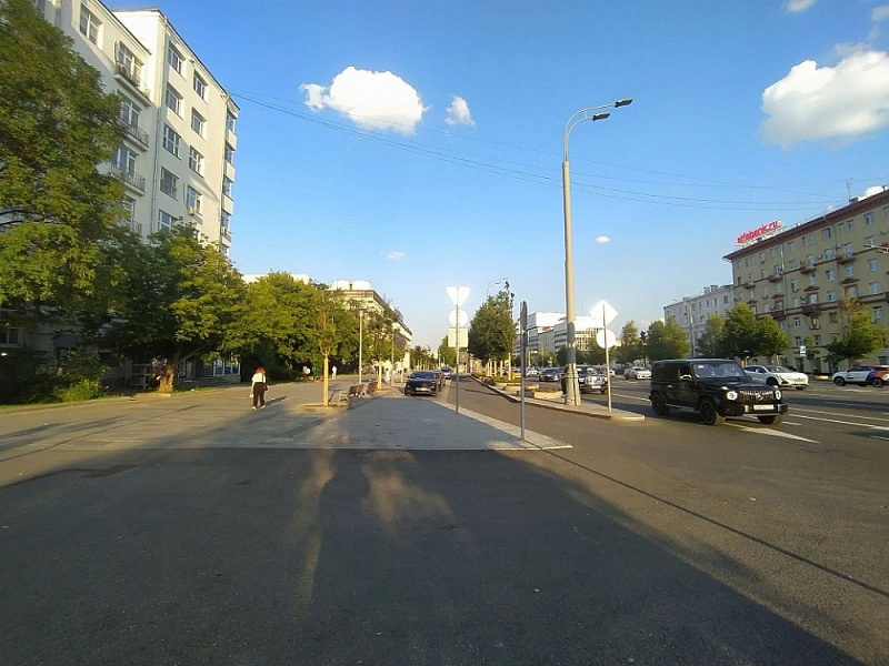 Аренда торгового помещения Жилое здание на Садовом