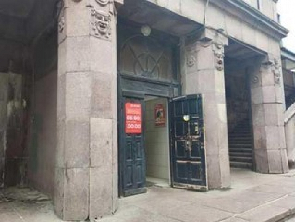 Аренда торгового помещения Жилое здание 