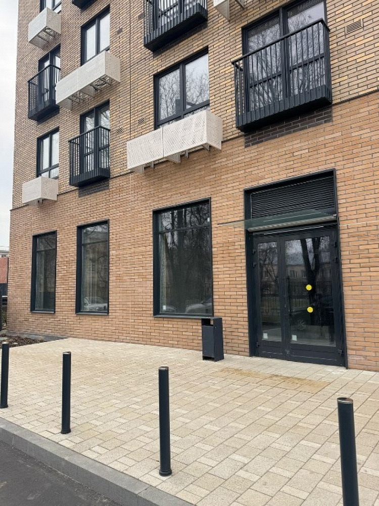 Продажа торгового помещения ЖK 