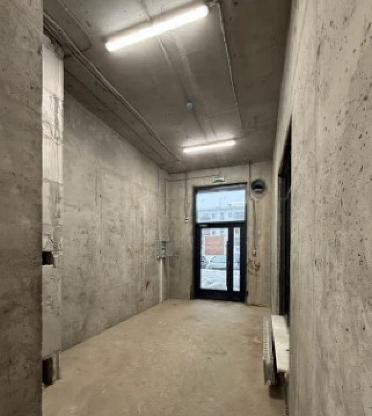 Аренда торгового помещения Жилое здание 