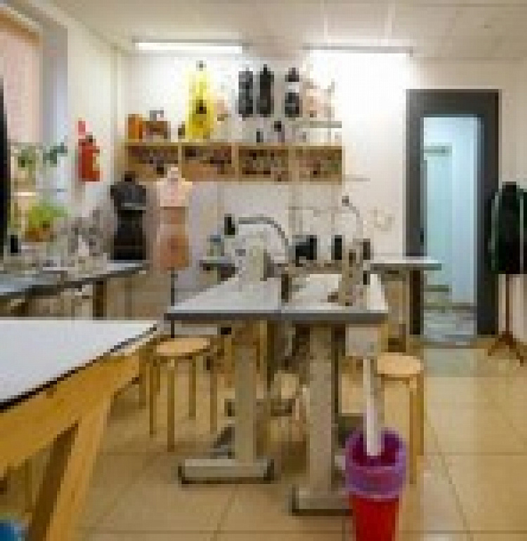 Аренда торгового помещения Жилое здание 