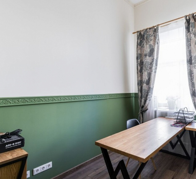 Продажа торгового помещения ОЗС на проезде Александра Невского 1