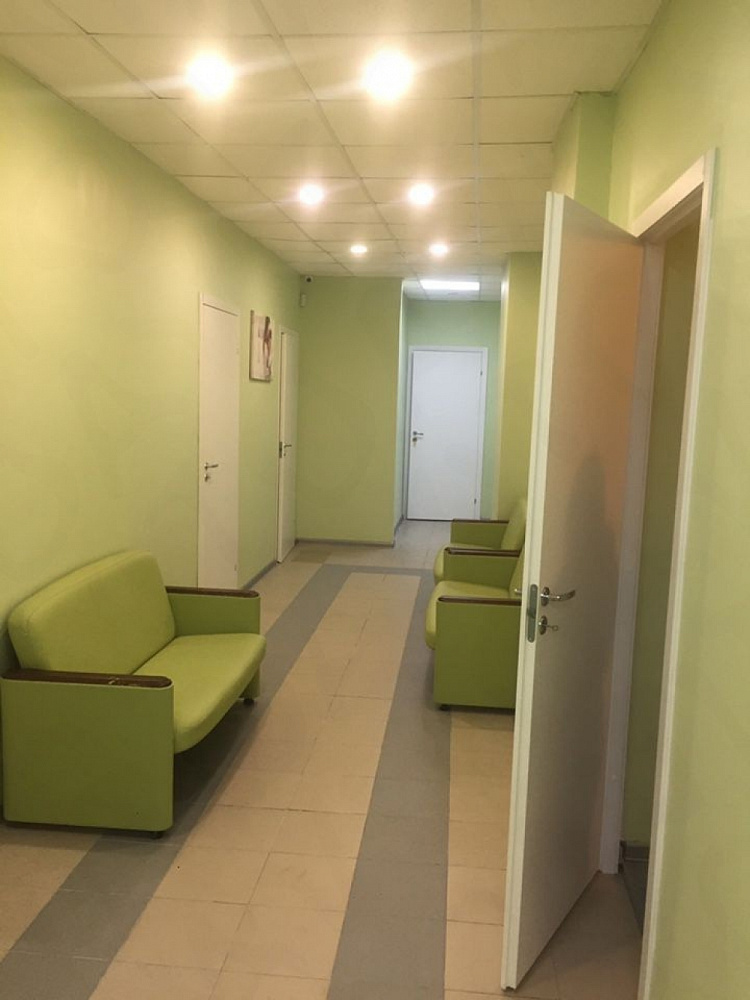 Аренда торгового помещения Жилое здание 