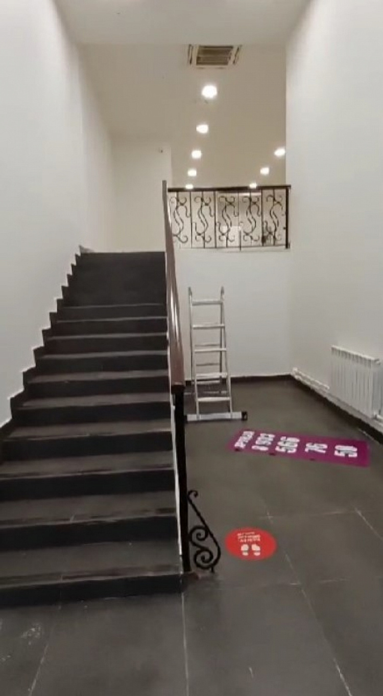 Аренда торгового помещения Жилое здание 