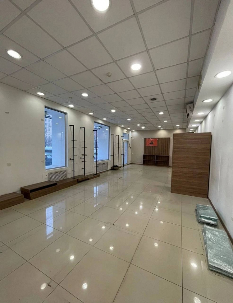 Аренда торгового помещения Многоквартирный дом