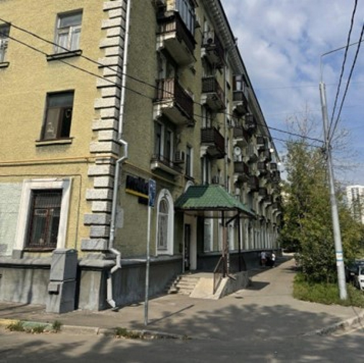Продажа торгового помещения Жилой дом 