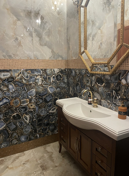 Аренда торгового помещения Жилое здание 