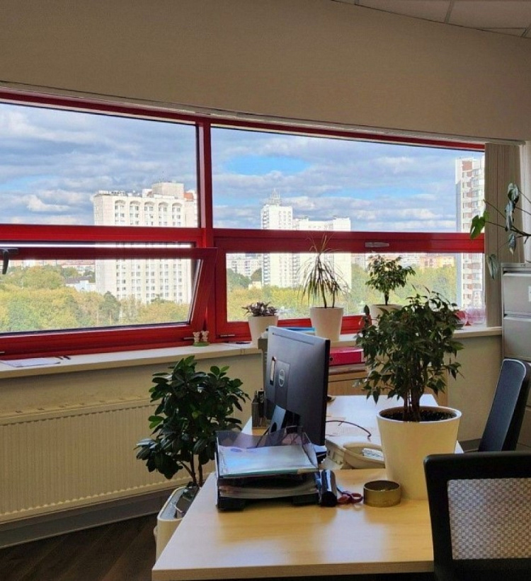 Аренда офиса Торгово-офисный центр «Снежная 26»