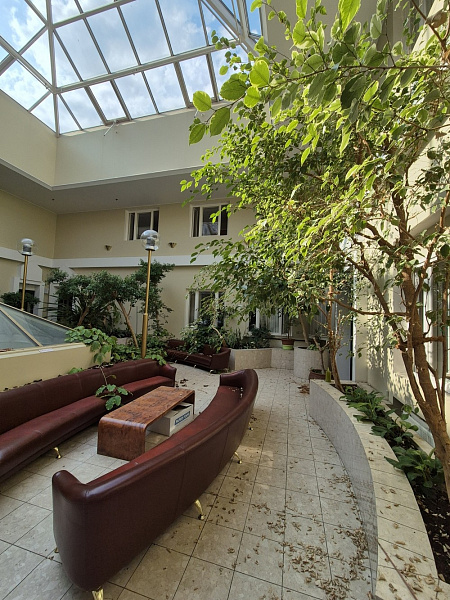 Аренда офиса Административное Здание на 1й Линии