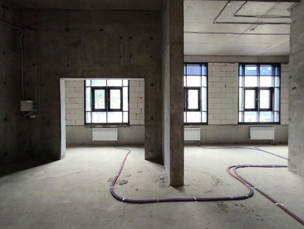 Аренда торгового помещения Жилое здание 