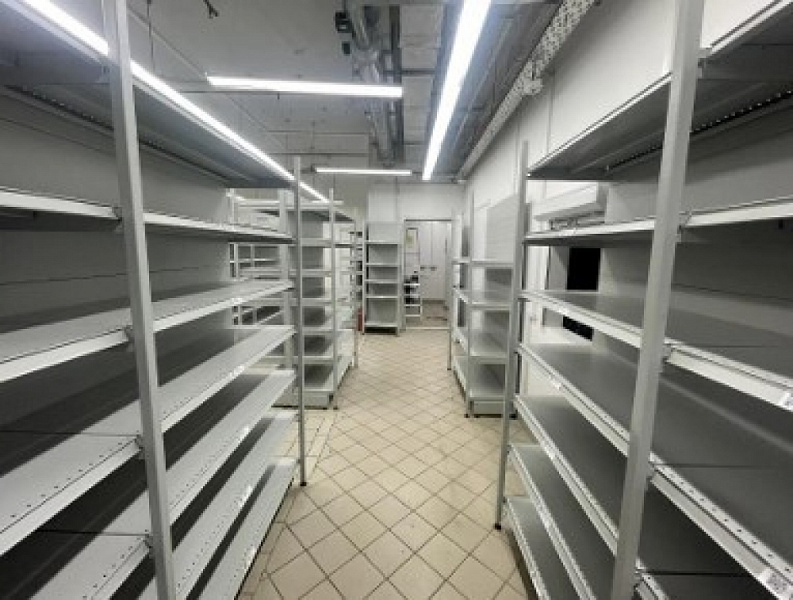 Аренда торгового помещения Жилое здание 