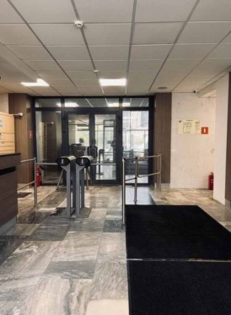 Продажа торгового помещения Бизнес-центр RЕNТOWER