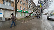 Продажа торгового помещения Жилое здание 