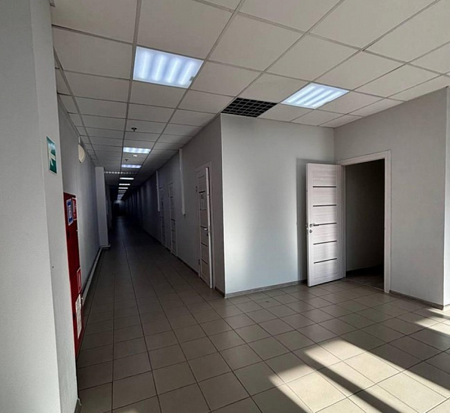 Аренда индустриальной недвижимости Складской комплекс 