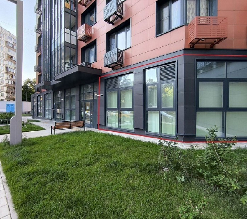 Аренда торгового помещения Жилое здание 