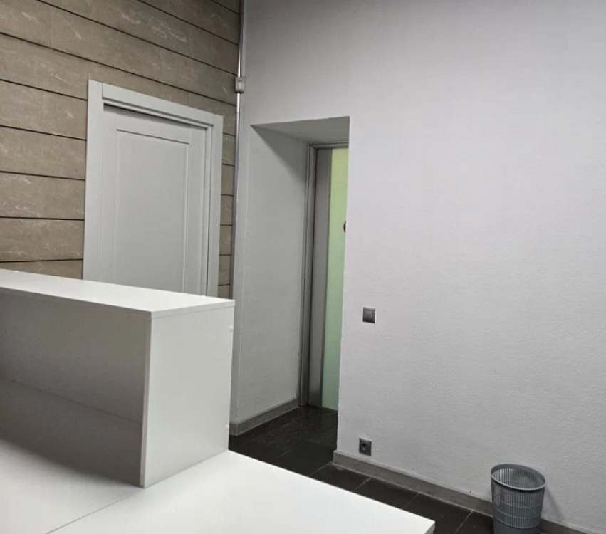 Продажа торгового помещения Жилой дом