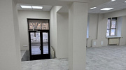 Аренда торгового помещения Жилое здание 