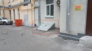 Продажа торгового помещения Жилое здание 