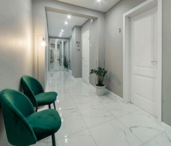 Продажа торгового помещения Жилое здание 