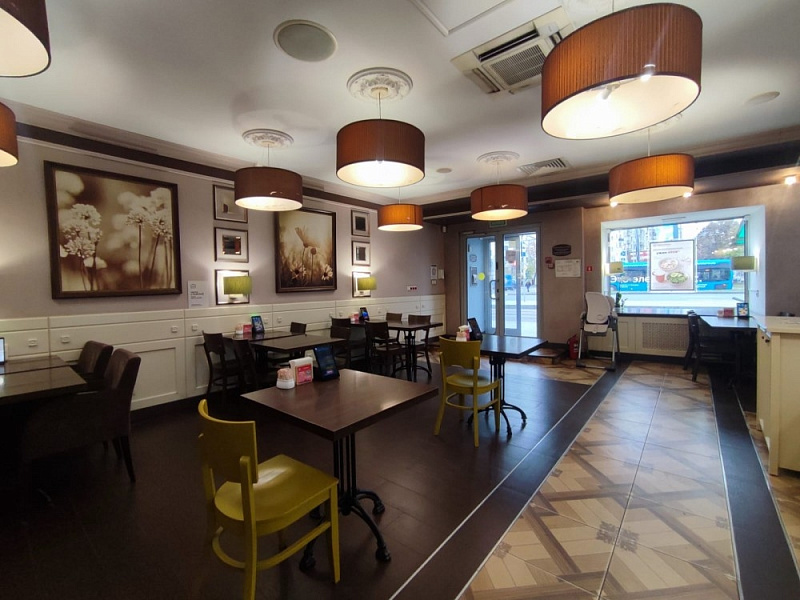 Аренда торгового помещения Административное здание 