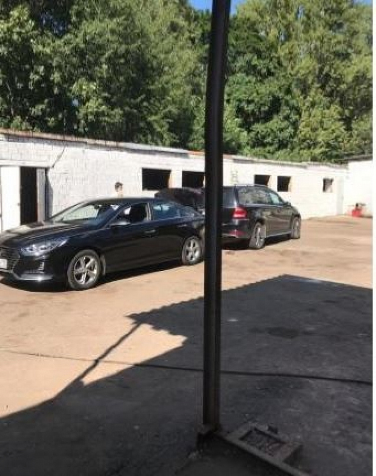 Аренда торгового помещения Административное здание 