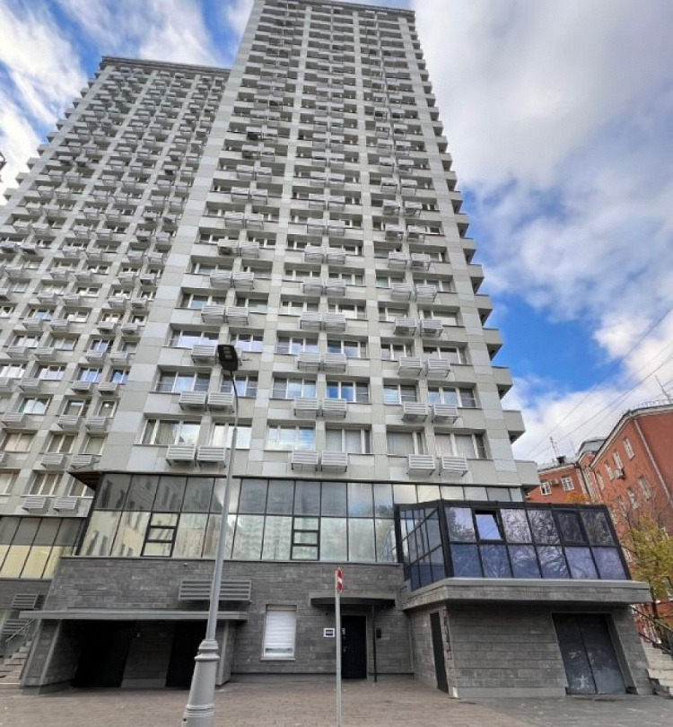 Продажа офиса Жилое здание 