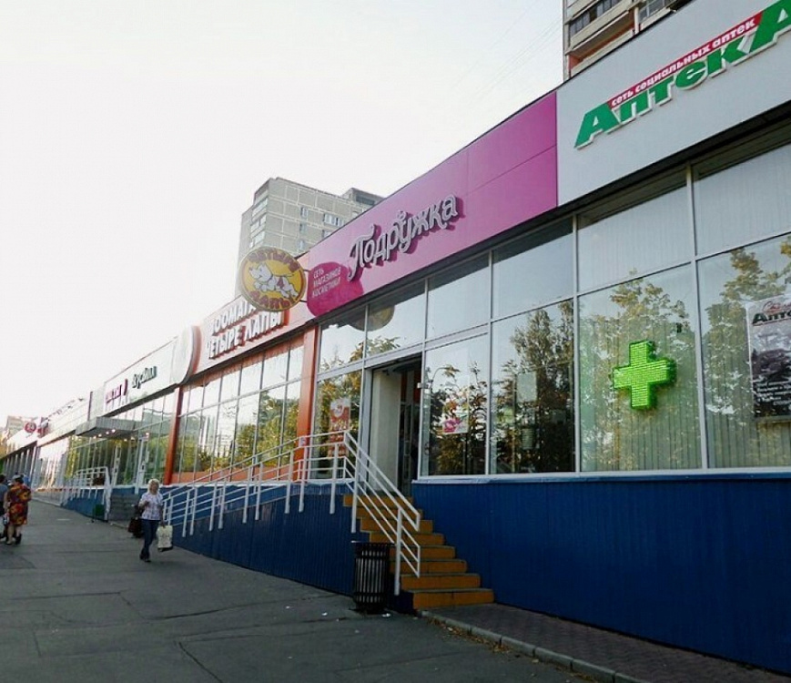 Аренда торгового помещения Жилое здание 