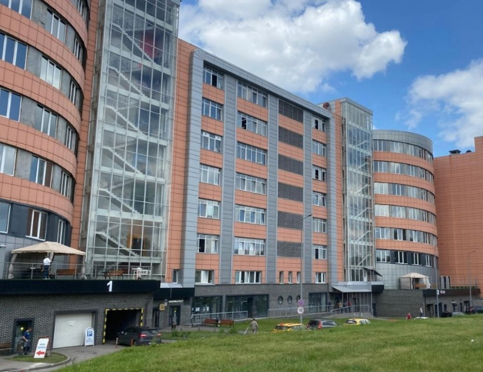 Аренда торгового помещения Бизнес-центр «Автомолл»