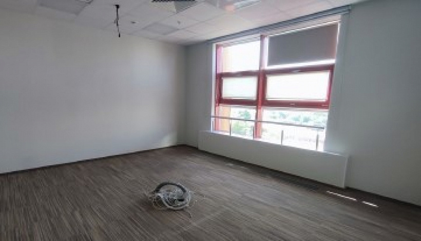 Аренда офиса Торгово-офисный центр «Снежная 26»