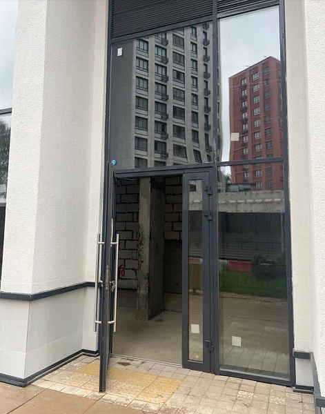 Продажа торгового помещения ЖК 