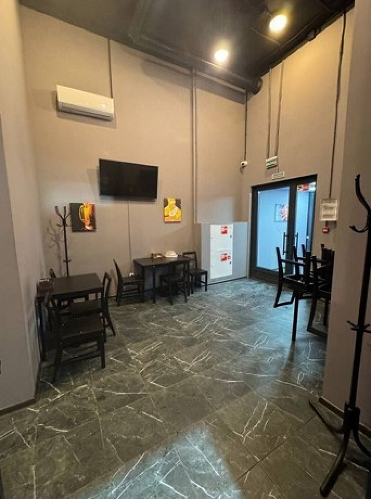 Продажа торгового помещения Жилой дом 