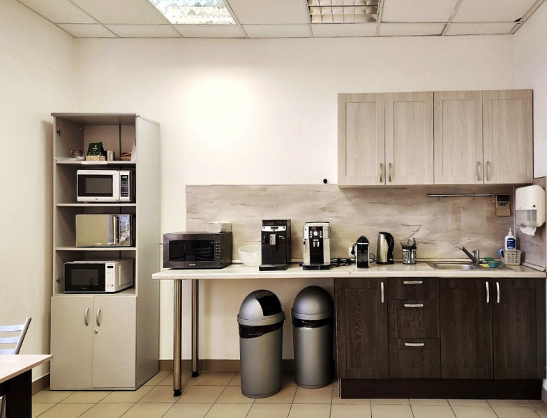 Аренда офиса Бизнес-центр «Салют»