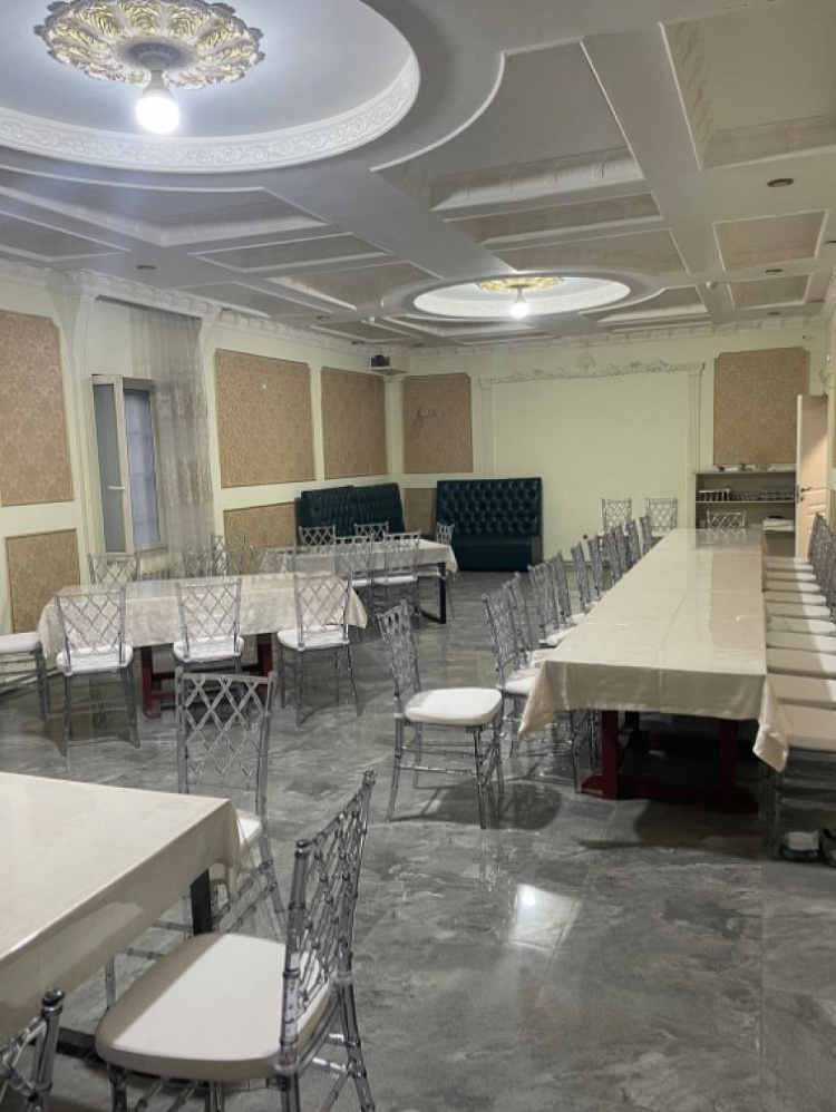 Аренда торгового помещения Жилое здание 