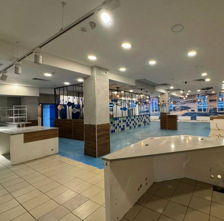 Аренда торгового помещения Бизнес-центр «Салют»